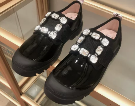 欧阳娜娜同款АRV水钻方扣乐福单鞋女漆皮百...