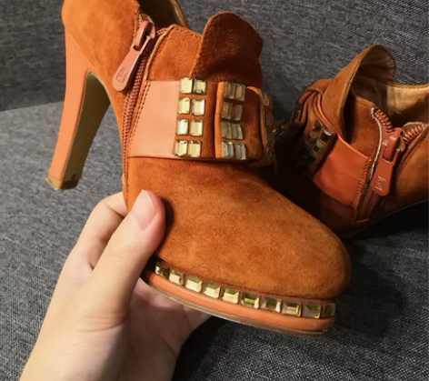35码,200多购入,春季绒面水钻高跟鞋女...