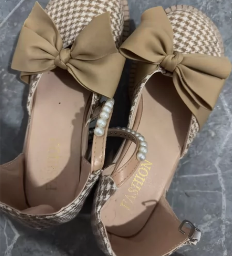 大头娃娃鞋 千鸟格皮鞋 女鞋 拍照穿过一次...