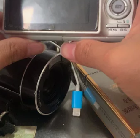 卡西欧EX-Z8 成色如图 视频拍照有横线...