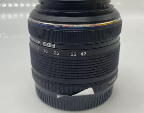 95新奥林巴斯14-42mm f/3.5-...