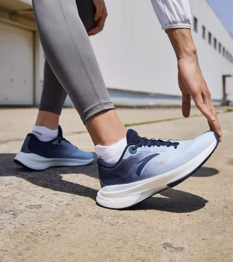 安踏创跑4代丨氮科技减震跑鞋男2023新款...