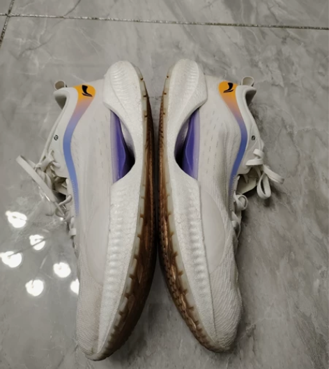 李宁超轻19靐科技，自提 感兴趣的话点“我...