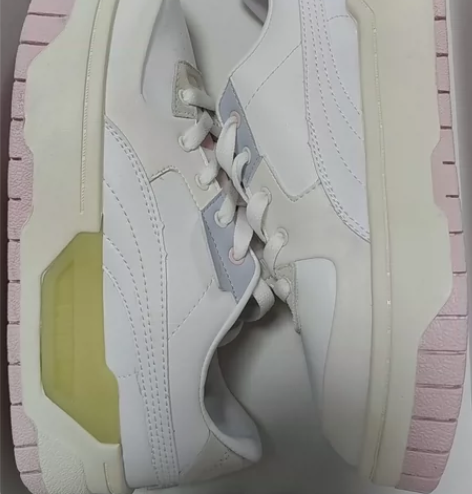 Puma/彪马女士运动板鞋白色/玫瑰色低帮...