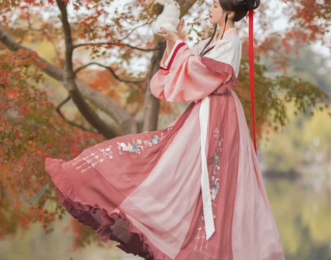 醉雨朵兔莲语汉服女正品原创中国风白菜晋制齐...