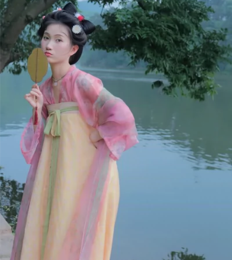 以下均为仅穿一次拍照无瑕出 p1-3山海明...