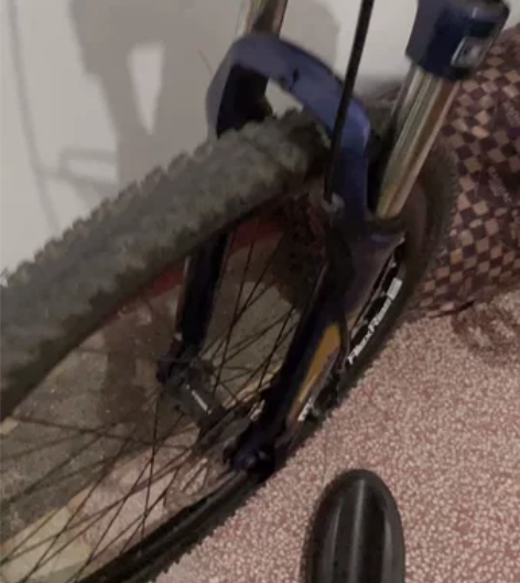 美利达公爵350。禧玛诺变速器24速17寸...