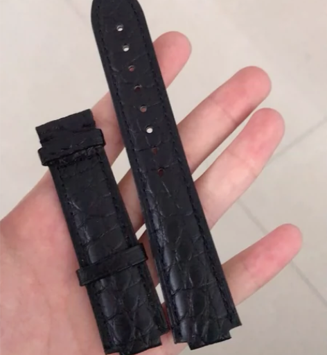 卡地亚圆纹美洲鳄鱼皮 20*12mm 感兴...