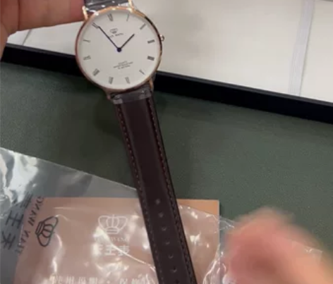 全新天王手表尾货，阿里巴巴仓库库存。男女款...