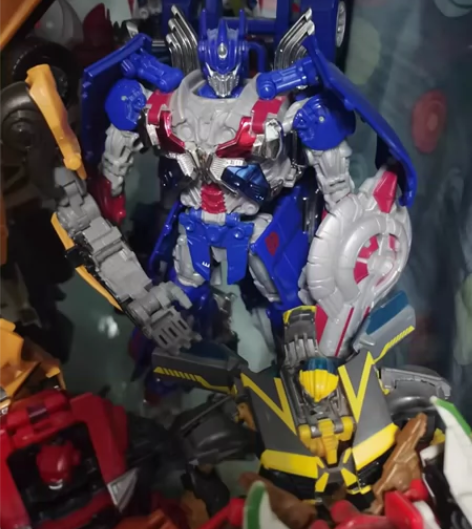 变形金刚4骑士擎天柱，孩之宝正品，全配无损...