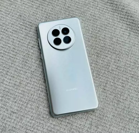 自用全天带壳，华为mate50E 银色8+...