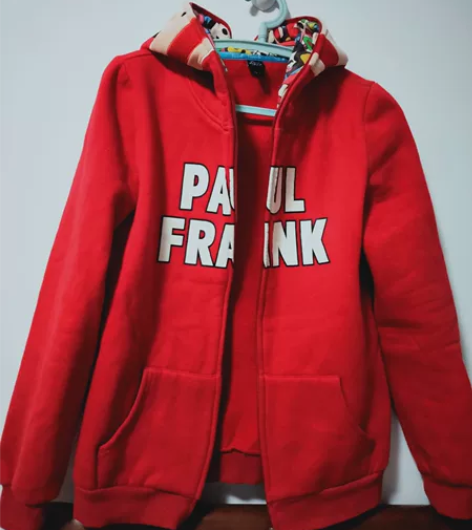 大嘴猴红色  棒球连帽衫，8成新，l码， ...