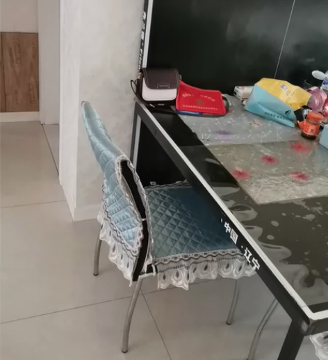 成人乒乓球桌500元,自提。 感兴趣的话点...