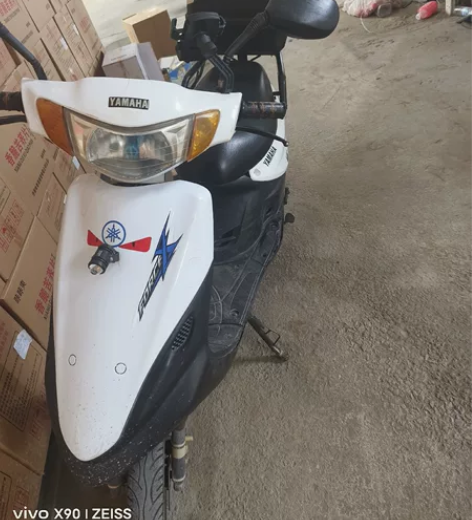 雅马哈酷奇125 三无 一千多公里 要的来...