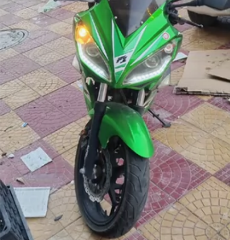 便宜出售一台山洋牌一手车，证件齐全，排量2...