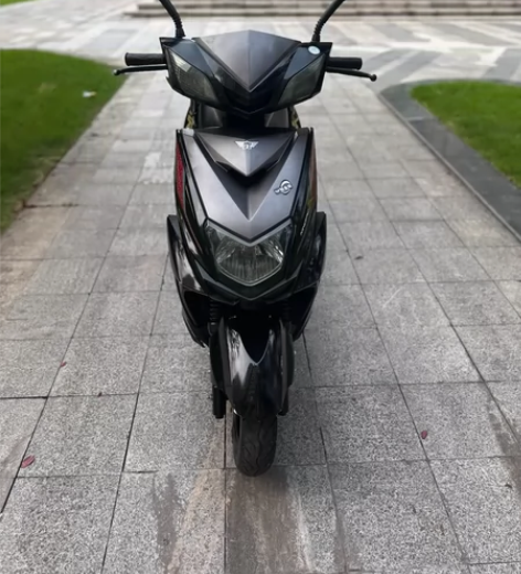 神鹰牌踏板车125 19年10月上户440...