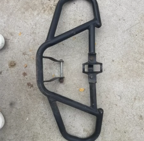 银钢mini150保险杠 感兴趣的话点“我...