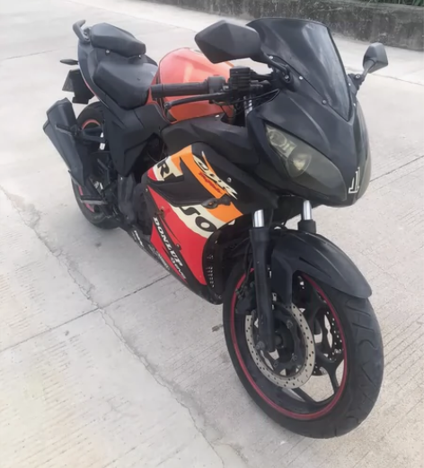 16年，宗申150，带证件，不用过户，喜欢...