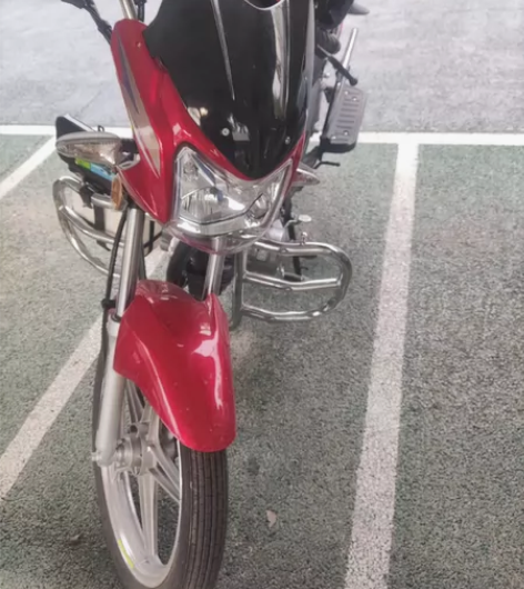 宗申摩托车，150国四电喷，成色基本全新，...