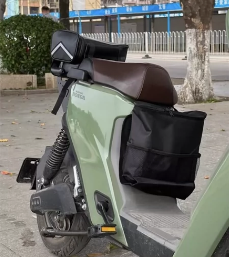 特价！包邮！ube挂包 电动车挂包[呲牙]...