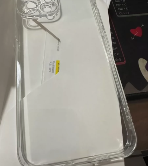 闪魔手机壳+送的手机膜，买错型号了...这...