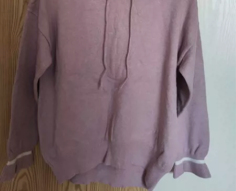 拉夏贝尔旗下品牌，手感超好的针织衫，商场购...