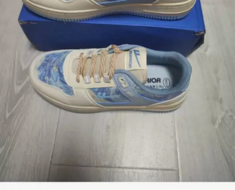 全新42码回力板鞋，油画风，非常好看，内长...