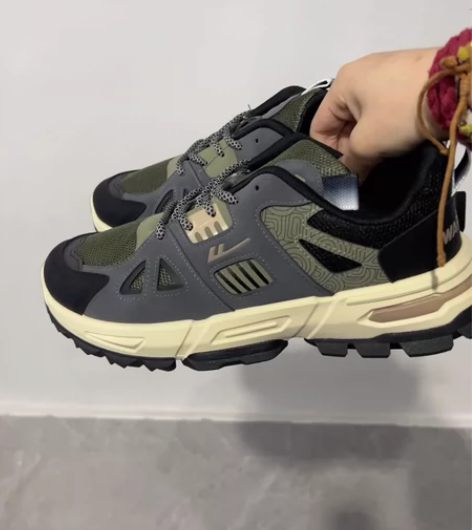 回力 44微瑕男 板鞋 瑕疵详见图5不印影...