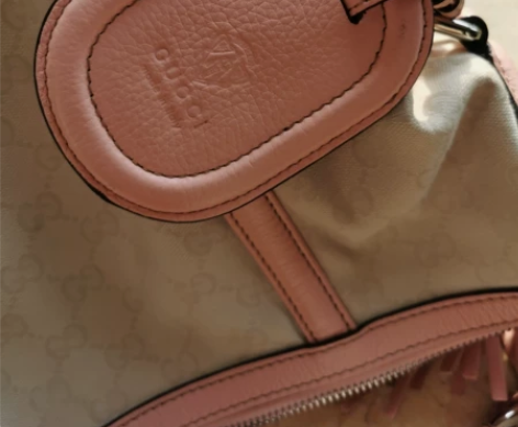 帆布羊皮拼接，几年前从HK购买，没发票，大...