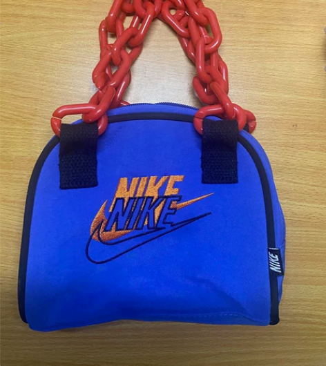 耐克 腋vintage包包亚克力链条手提包...