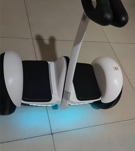 小米九号平衡车原装，只行驶了8.8公里，实...