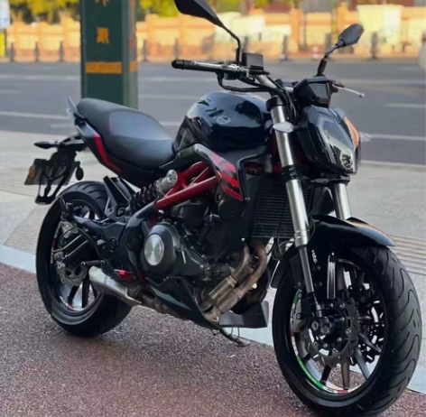 21年8月 贝纳利302S 车况精品 实表...