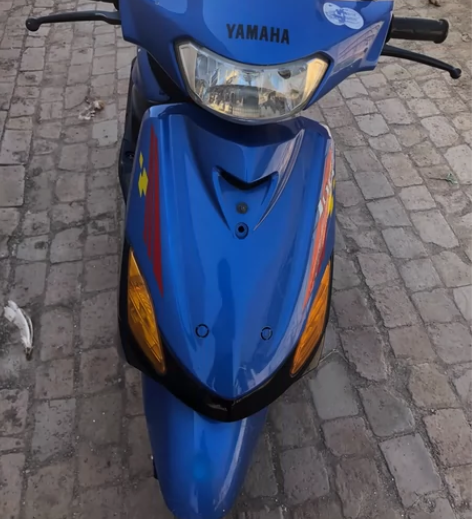 雅马哈小踏板 巧格 100排量的油耗大概2...