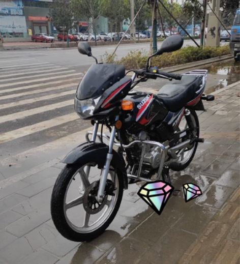 铃木GT125摩托车 车况成色新，前碟后鼓...