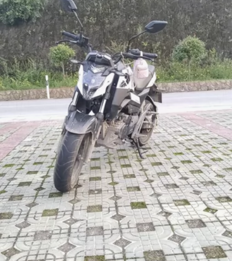 21年春风狒狒9成新可上门自提,放家里也是...