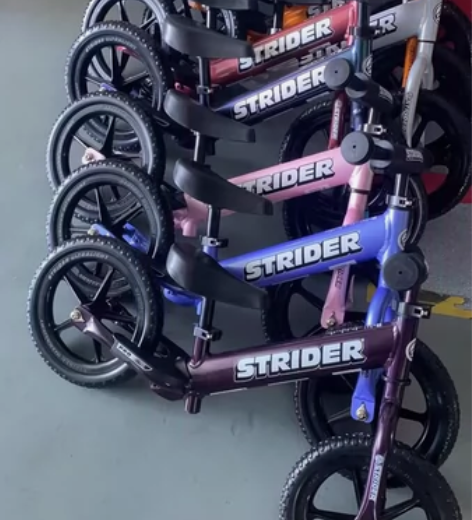 正版STRIDER儿童平衡车PRO，颜色齐...