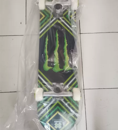 魔爪 x Element 滑板 联名限量滑...