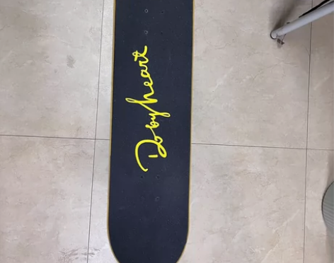 王一博极限青春同款图案，在学校玩的，但是一...