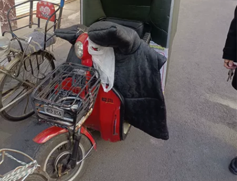 爱玛电动三轮车，48v20 家用接送孩子完...