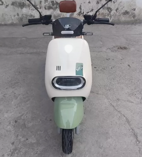 雅迪急转!二手电动车 8 9成新,续航50...