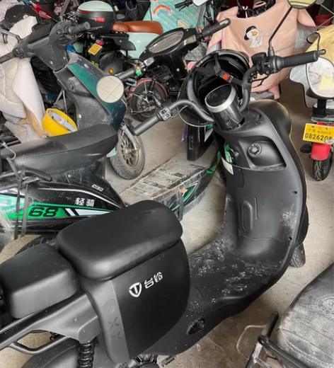 台铃电动车 半个月车 发票齐全 5个大电瓶...