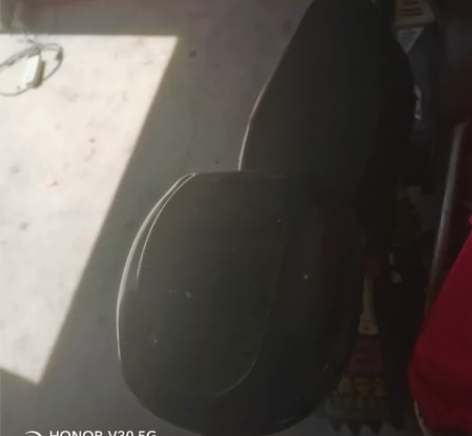 新日电瓶车，23安国标电池。去年刚换的电池...