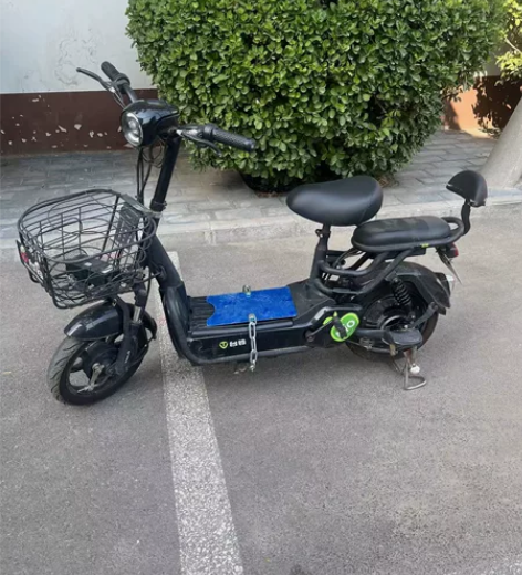闲置出售二手物品       小牛电动车整...