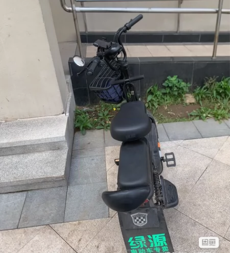 绿源电动车，去年6月份购买，没怎么骑，9新...