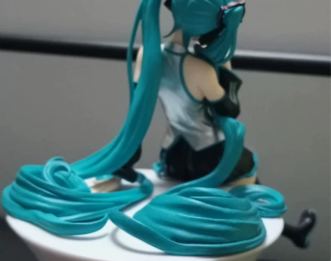 出一个初音手办  没中大奖[微笑] 感兴趣...