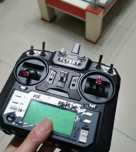 2.4G 10通道富斯i6x航模车船遥控器...