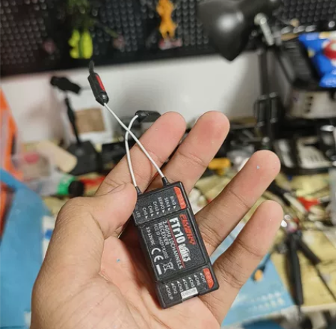 富斯ftr10接收机，功能正常 感兴趣的话...