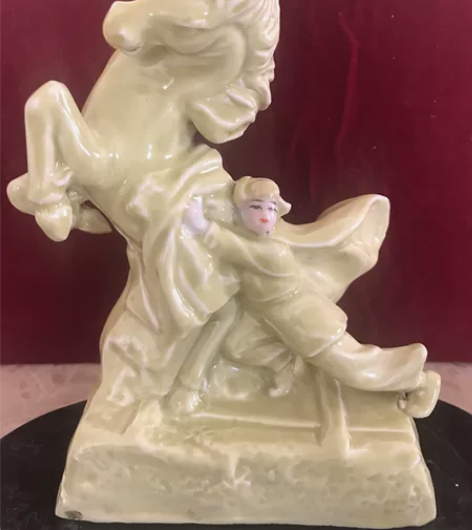 七十年代景德镇美术瓷厂，文革题材雕塑，《欧...