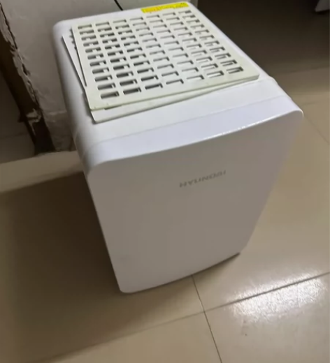 小冰箱，容积26L，制冷效果好，功率55w...