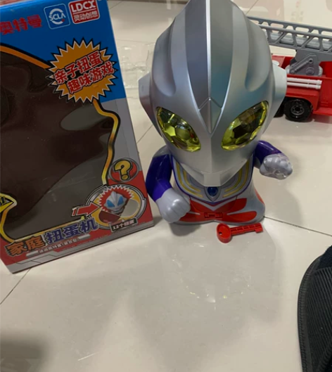 奥特指尖英雄,亲子扭蛋趣味游戏,孩子只玩过...